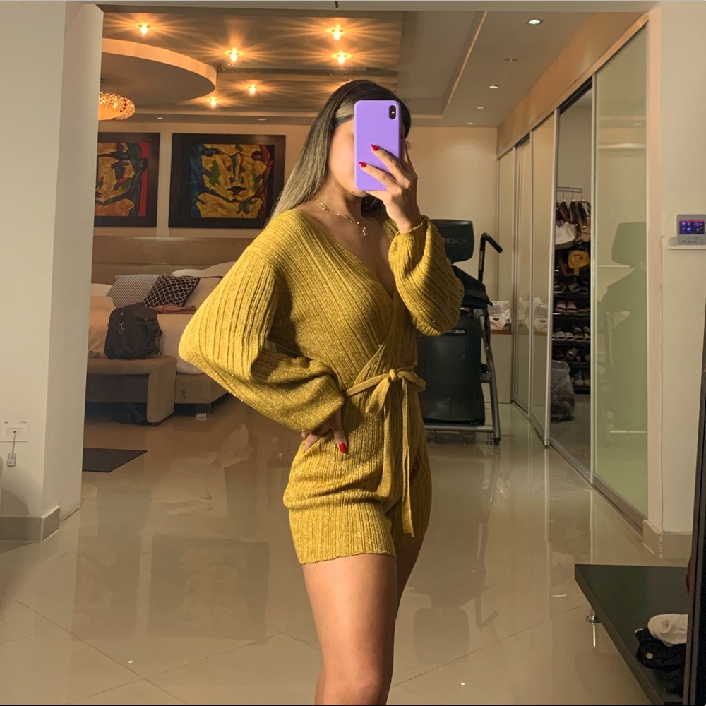Mango romper💛